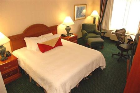 фото отеля Hilton Garden Inn Charlotte Pineville