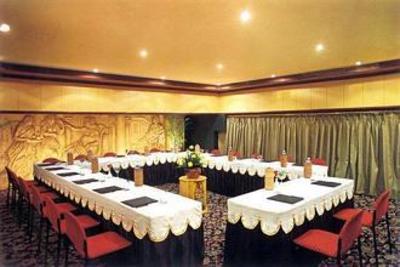 фото отеля Golden Park Hotel Kolkata