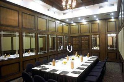 фото отеля Golden Park Hotel Kolkata
