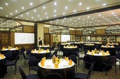 фото отеля Golden Park Hotel Kolkata