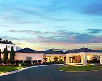 фото отеля Courtyard by Marriott Sacramento Rancho Cordova