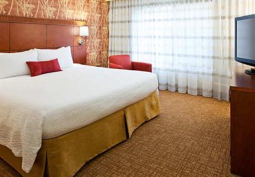 фото отеля Courtyard by Marriott Sacramento Rancho Cordova