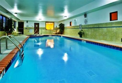 фото отеля Holiday Inn Express Waterloo