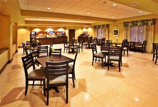 фото отеля Holiday Inn Express Waterloo