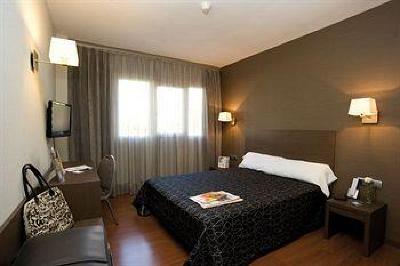 фото отеля Hotel Cisneros