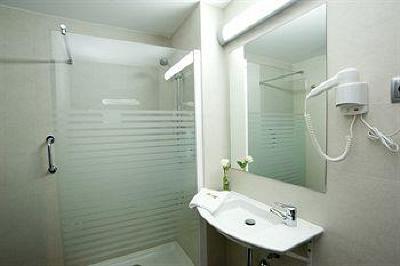 фото отеля Hotel Cisneros