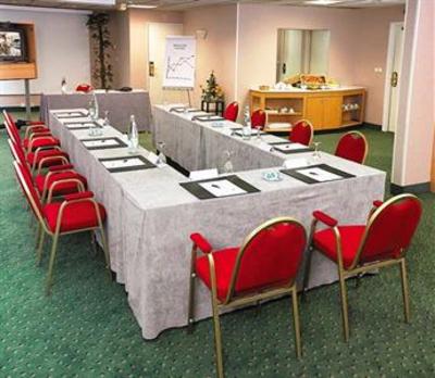 фото отеля Holiday Inn Garden Court Reims City Center