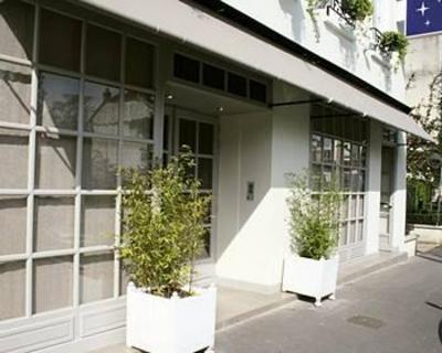 фото отеля Kyriad Paris La Defense
