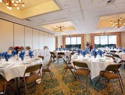 фото отеля Baymont Inn and Suites Bremerton/Silverdale, WA