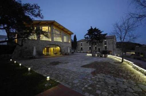 фото отеля Can Guell Hotel Sant Ferriol