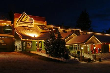 фото отеля Radium Resort