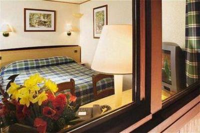 фото отеля Hotel Campanile Blois Sud Vineuil