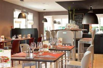 фото отеля Hotel Campanile Blois Sud Vineuil