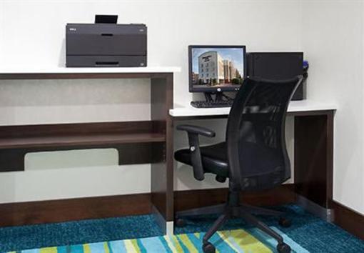 фото отеля SpringHill Suites Portland Airport