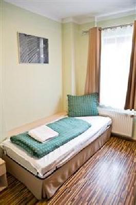фото отеля Akira Bed & Breakfast