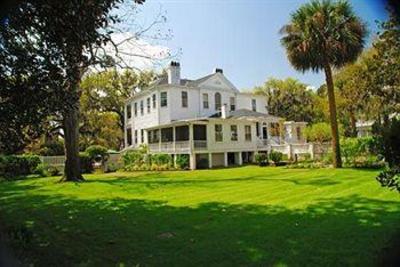 фото отеля The Rhett House Inn