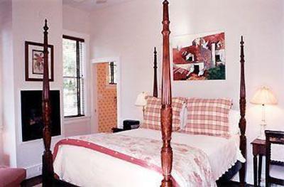 фото отеля The Rhett House Inn