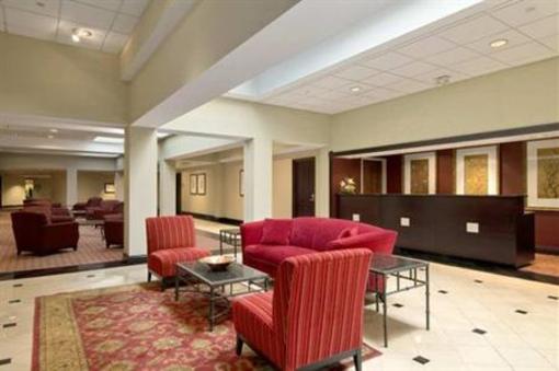 фото отеля Hilton Cincinnati Airport