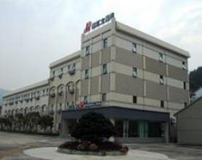 фото отеля Jinjiang Inn Tonglu County