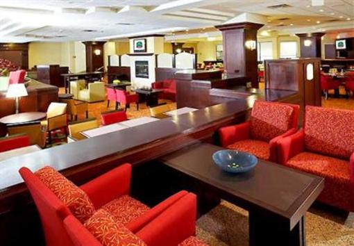 фото отеля Courtyard by Marriott Waterbury Downtown