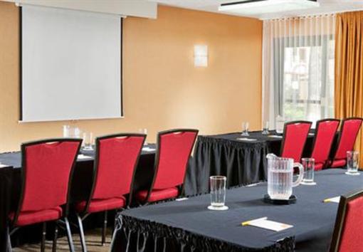 фото отеля Courtyard by Marriott Irvine John Wayne Airport Orange County