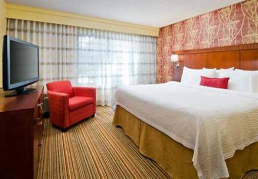 фото отеля Courtyard by Marriott Irvine John Wayne Airport Orange County