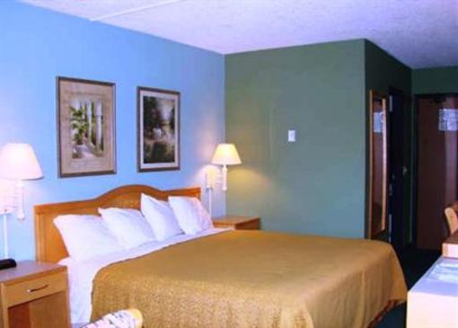 фото отеля Quality Inn Castlegar