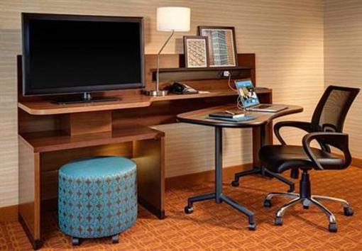 фото отеля Fairfield Inn and Suites Houston The Woodlands
