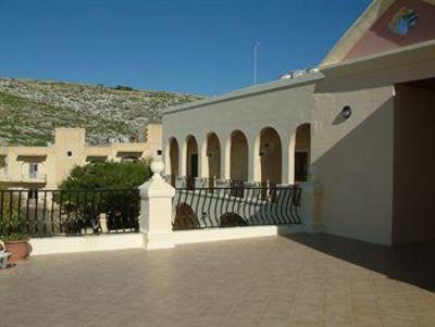 фото отеля San Antonio Guest House Xlendi