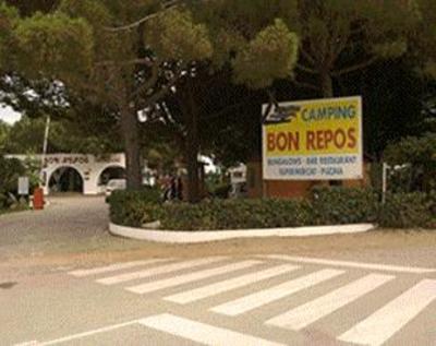 фото отеля Apartamentos Bon Repos