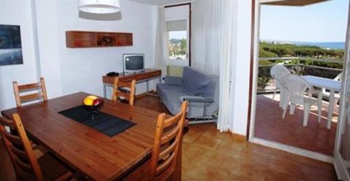 фото отеля Apartamentos Bon Repos