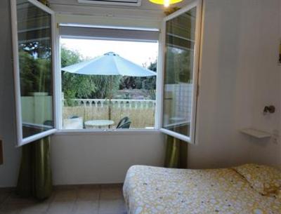 фото отеля Hotel Les Citronniers Hyeres