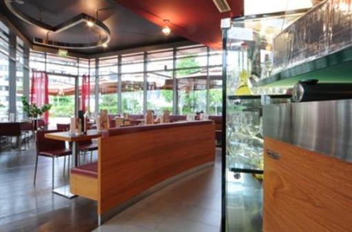 фото отеля Eis Cafe Garibaldi