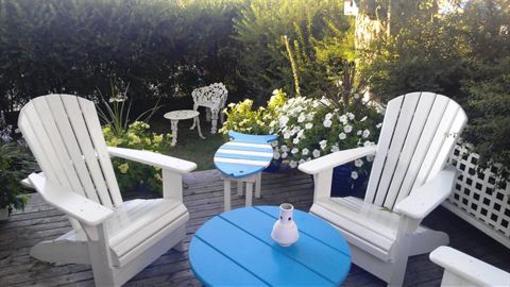 фото отеля Mahone Bay Bed and Breakfast
