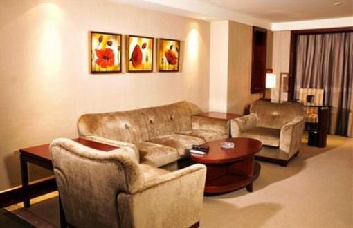 фото отеля Jiabo Hotel