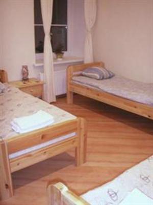 фото отеля Comfy Backpackers