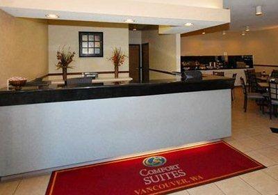 фото отеля Comfort Suites Vancouver