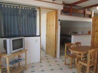 Da Hueif Surf Camp