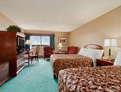 фото отеля Ramada Plaza Hotel Hagerstown