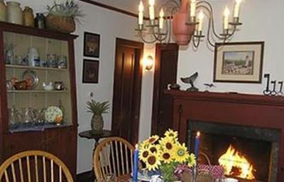 фото отеля Riverwind Inn Bed and Breakfast