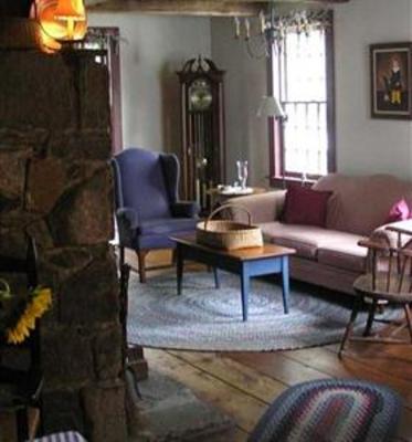 фото отеля Riverwind Inn Bed and Breakfast