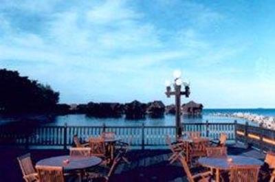 фото отеля Pulau Ayer Resort & Cottages