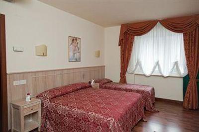 фото отеля Al Poggio Di Casalucense Hotel Sant'Elia Fiumerapido