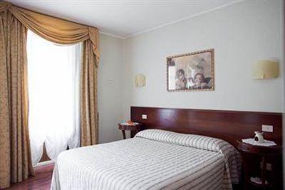 фото отеля Al Poggio Di Casalucense Hotel Sant'Elia Fiumerapido