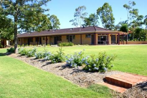фото отеля The Morpeth Lodge Motel