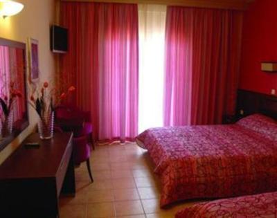 фото отеля Ismaros Hotel