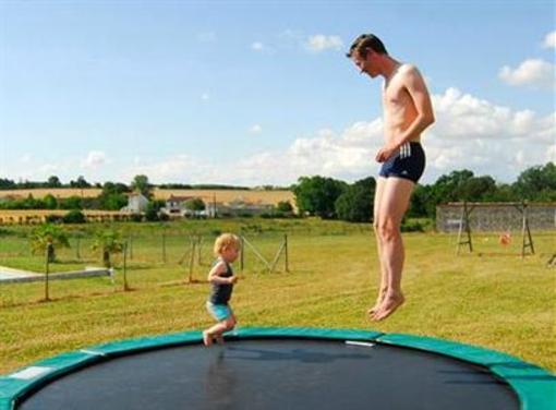 фото отеля Domaine De La Laigne Cottages Asnieres-la-Giraud