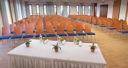 фото отеля Tisza Balneum Hotel