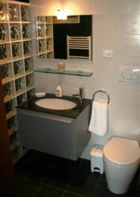 фото отеля Jonan Apartment Cutrofiano