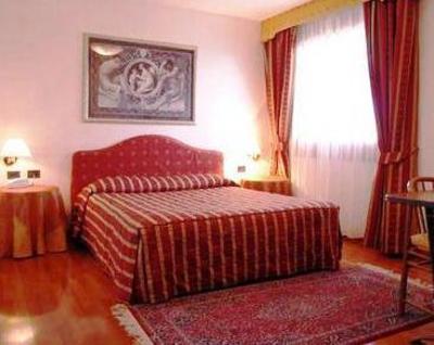 фото отеля Hotel Luna Fontanafredda